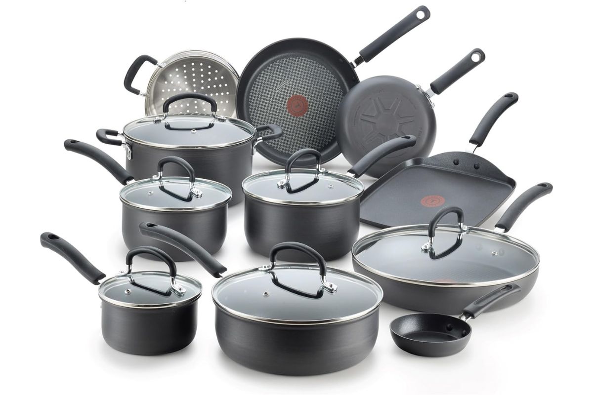 T-fal-Ultimate-Hard-Anodized-Nonstick-Cookware-Set